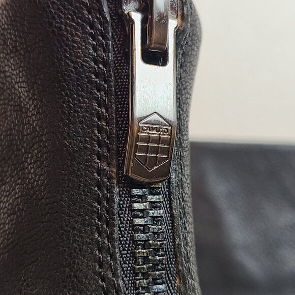 VINCE CAMUTO ‐ Leather Heel Ankle Bootie w/Box - Picture 10 of 16